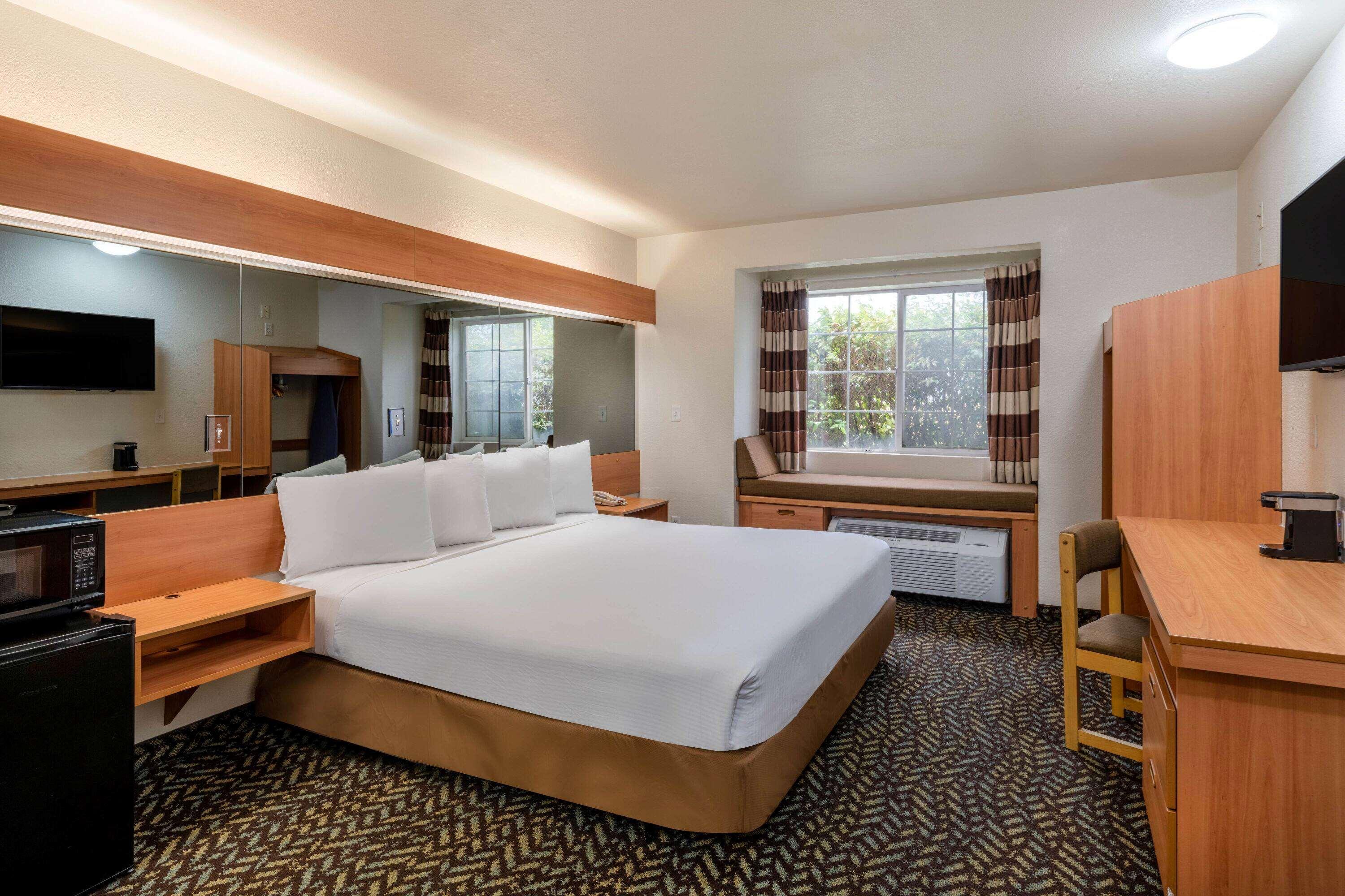 Microtel Inn & Suites By Wyndham Salt Lake City Airport Exterior foto