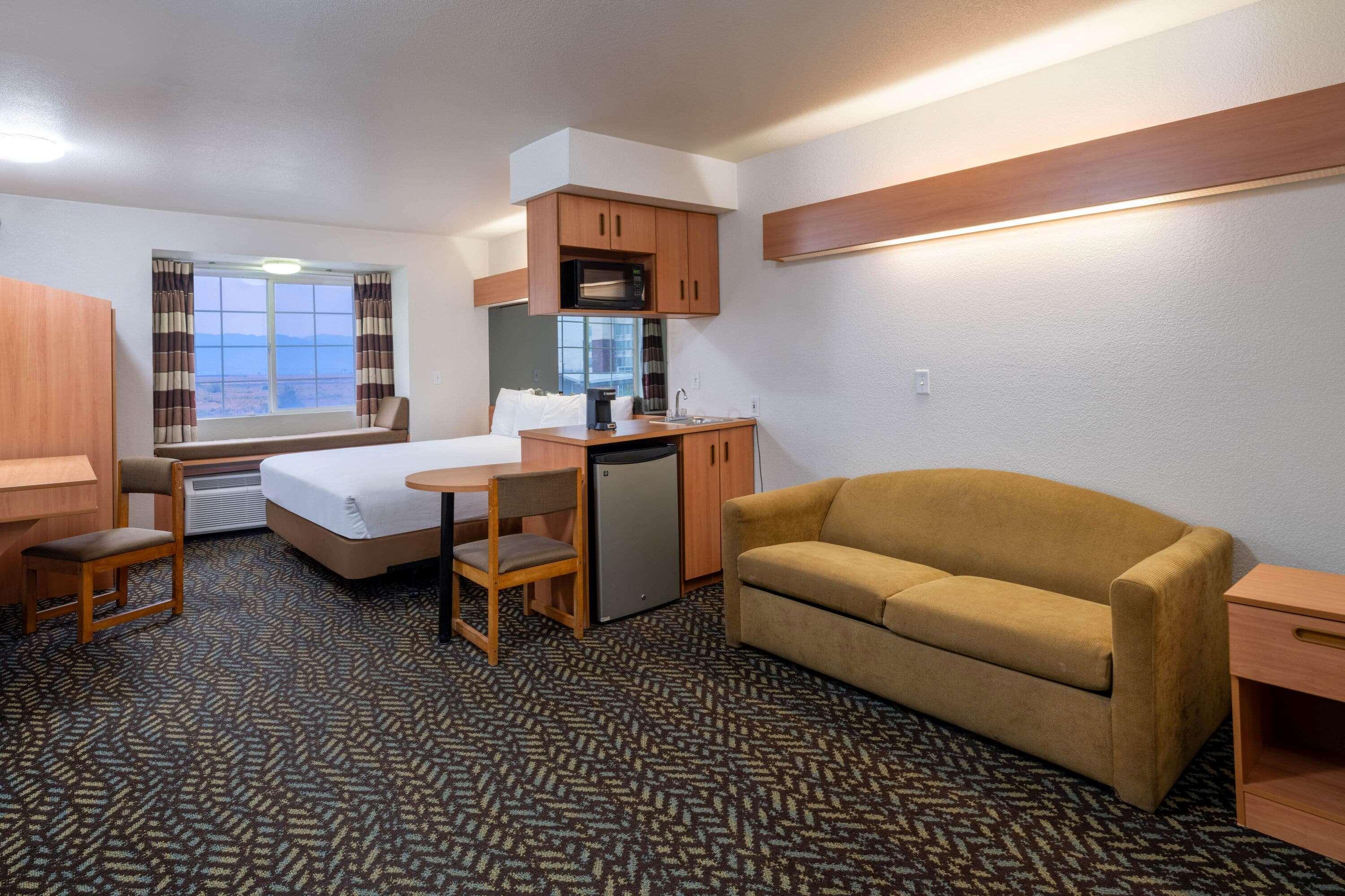Microtel Inn & Suites By Wyndham Salt Lake City Airport Exterior foto