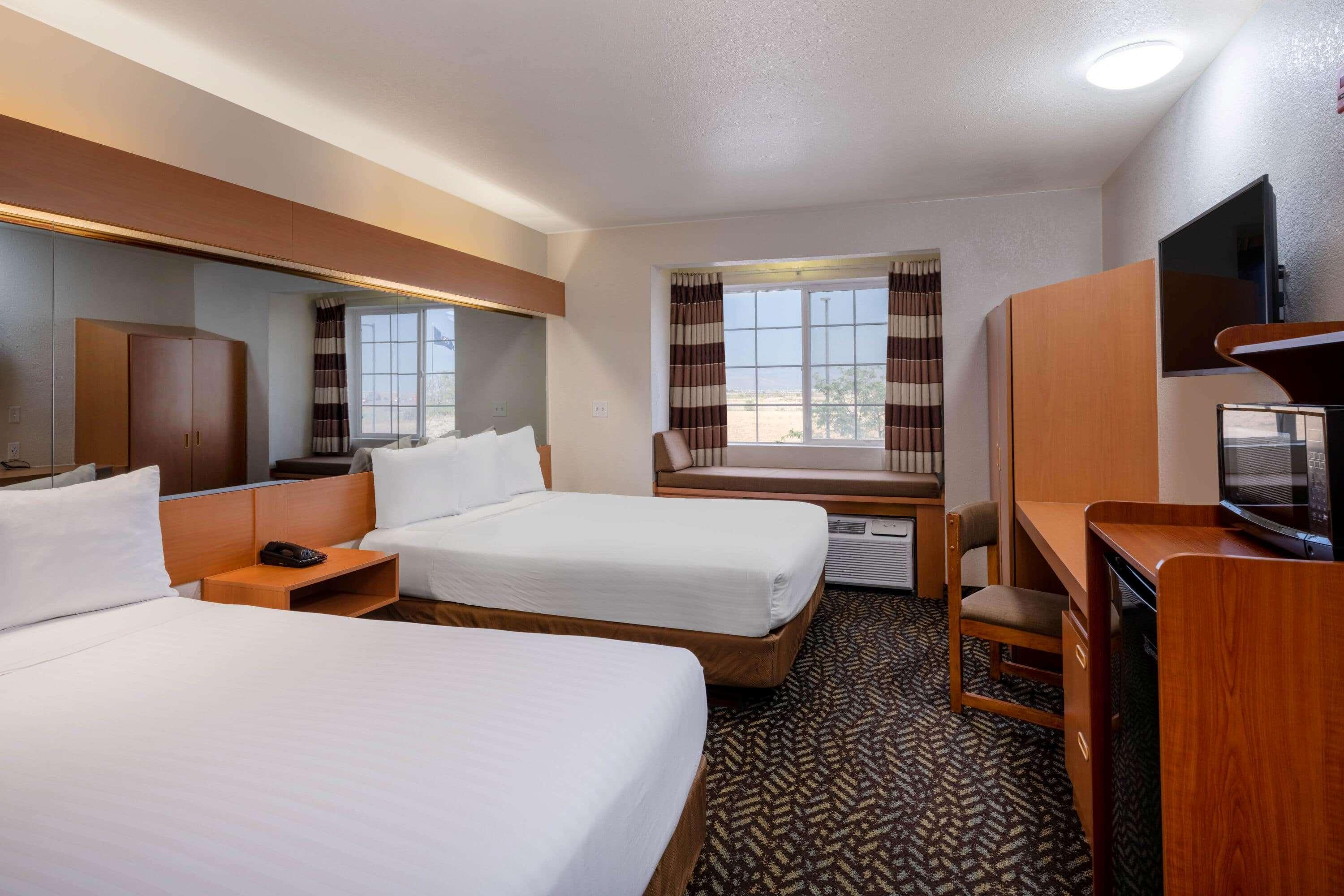 Microtel Inn & Suites By Wyndham Salt Lake City Airport Exterior foto