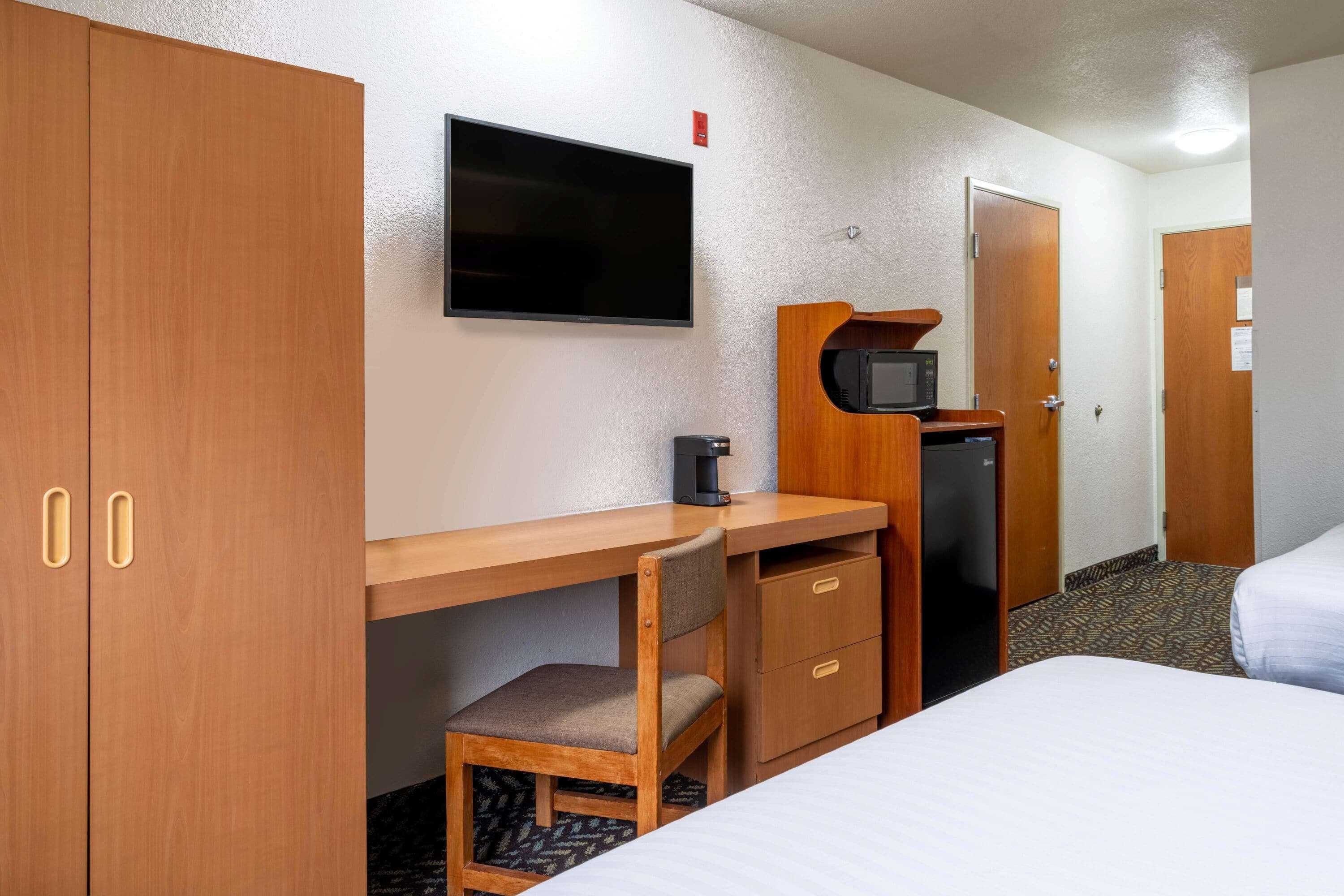 Microtel Inn & Suites By Wyndham Salt Lake City Airport Exterior foto