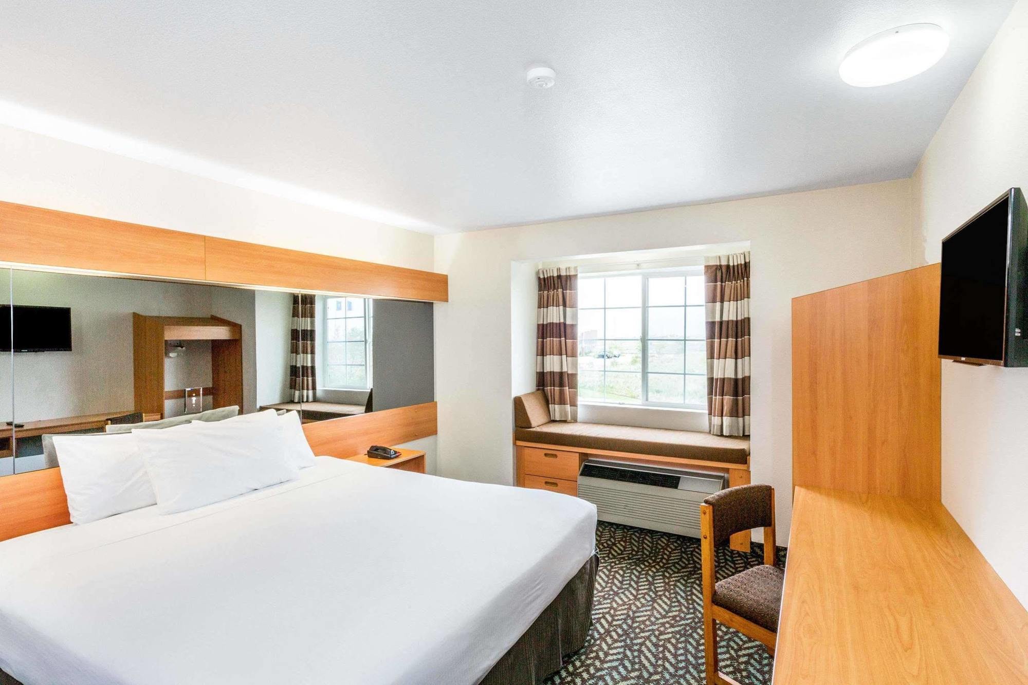 Microtel Inn & Suites By Wyndham Salt Lake City Airport Exterior foto
