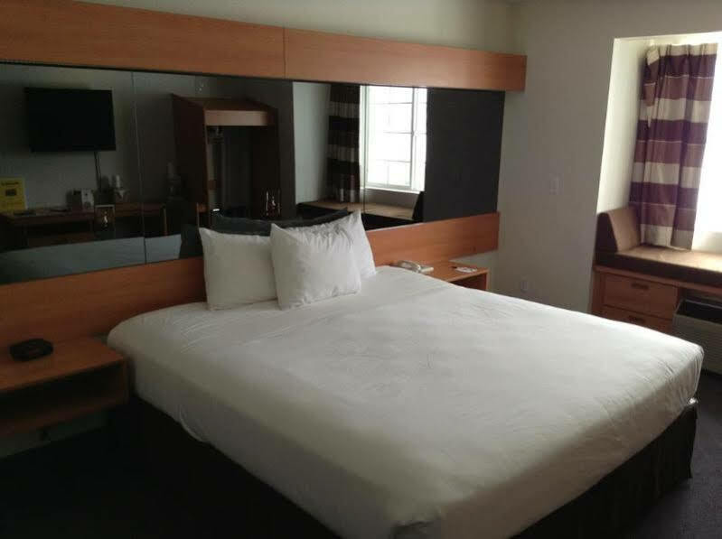 Microtel Inn & Suites By Wyndham Salt Lake City Airport Exterior foto